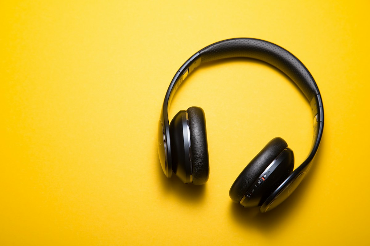 Headphones for podcast production